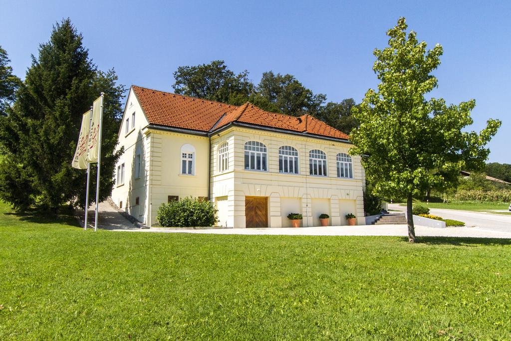 Villa Istenic Bizeljsko Exterior photo
